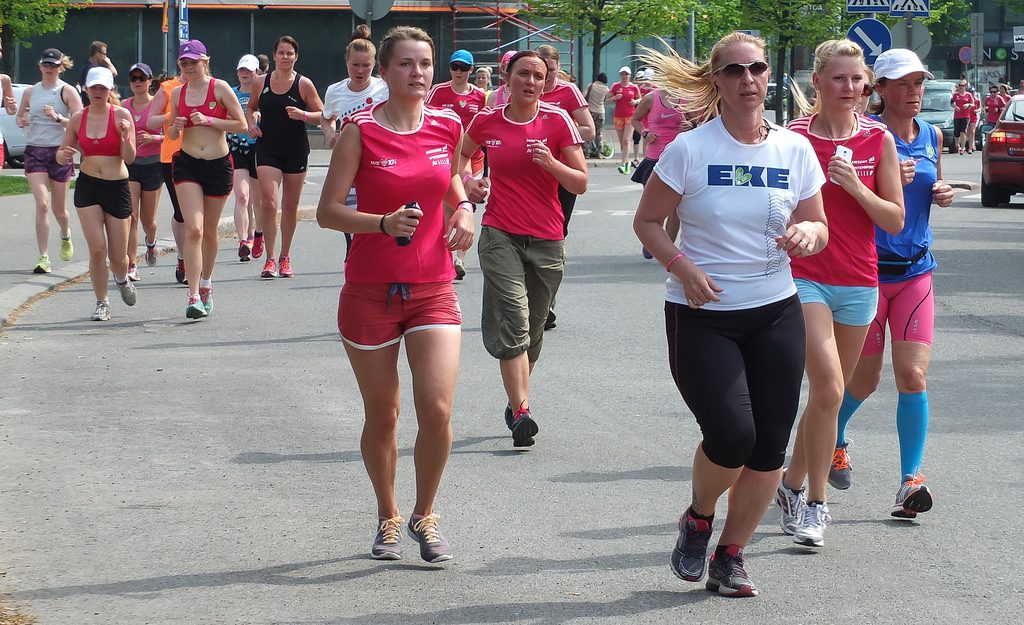 Fitness motivation through group running